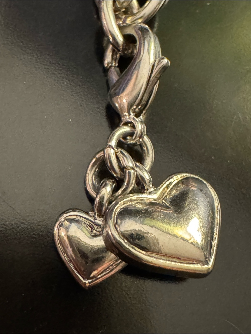 Summer Vibes Charm Bracelet - Silver Tone- Butterfly Dragonfly Hearts Flip-Flops - Picture 6 of 8